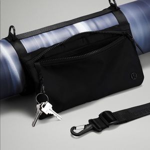 Lululemon Yoga Mat Strap w/ Bag